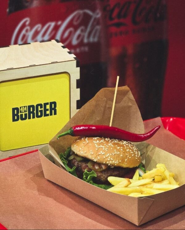 DOUBLE CHILI BURGER & FRIES