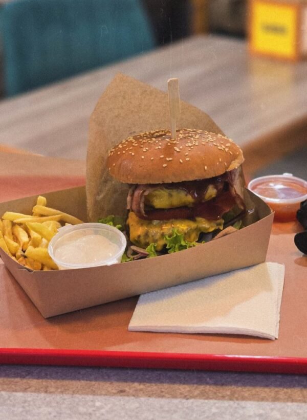 DOUBLE CHEESEBURGER & FRIES