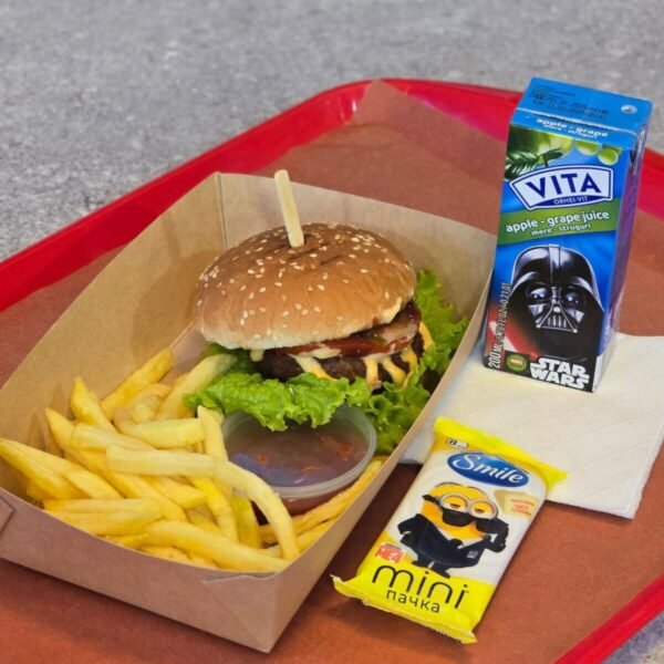 KIDS BURGER COMBO