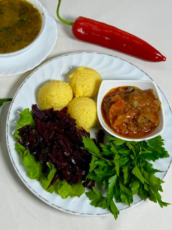 Мамалыга с овощами