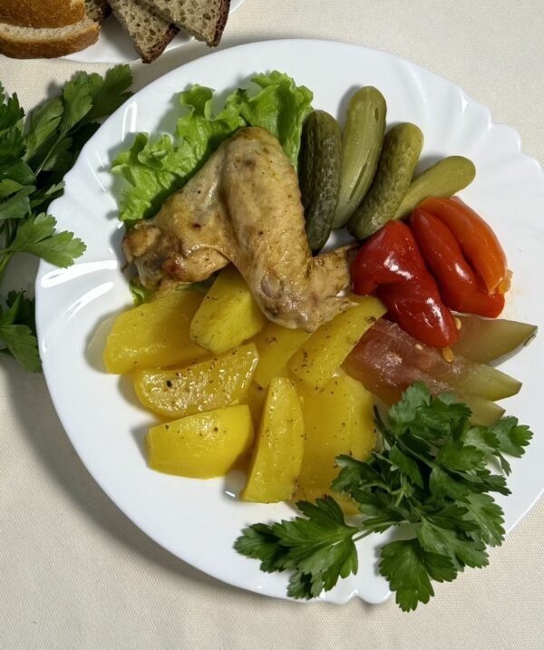 Крыло с картофелем