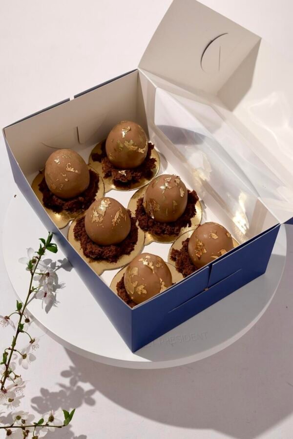 Коробка с яйцами