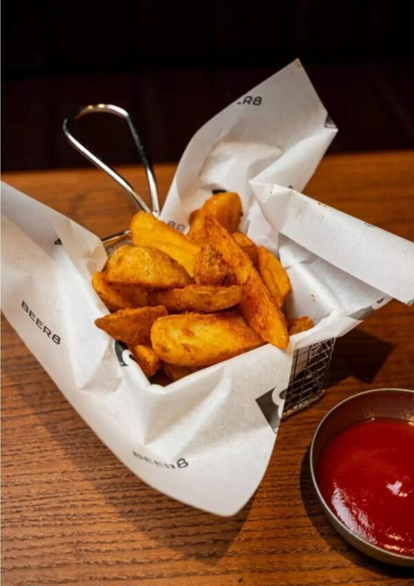 Картофель дольки с соусом