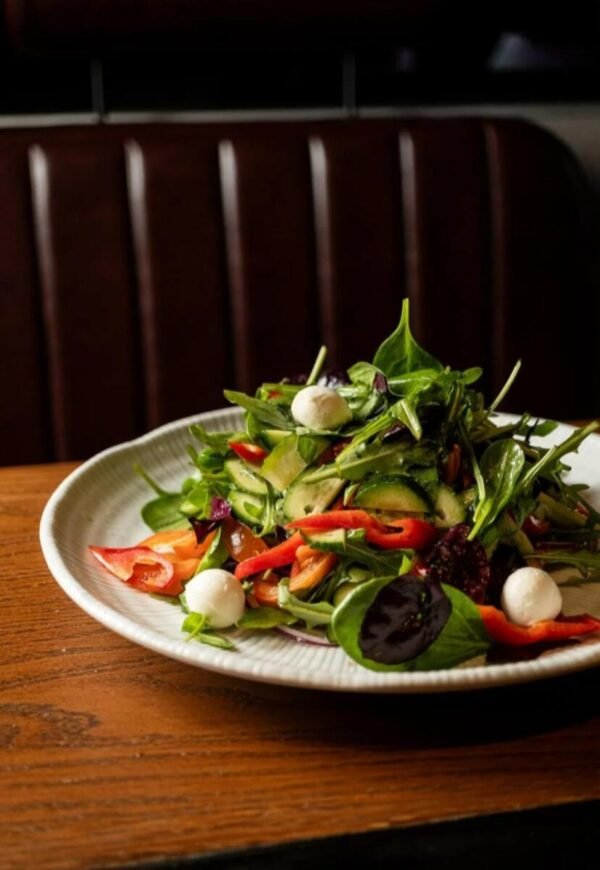 Салат Панзанелла