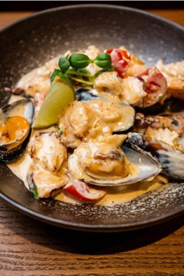 Соте с морепродуктами Santorini