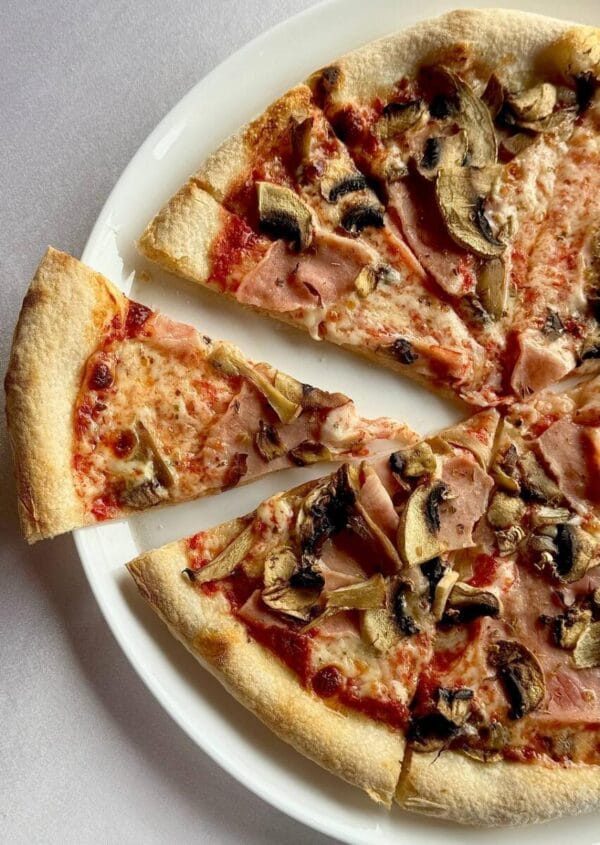 Prosciutto e funghi